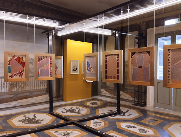vista di una delle sale della mostra