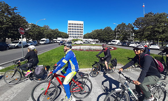 in bici all'Eur